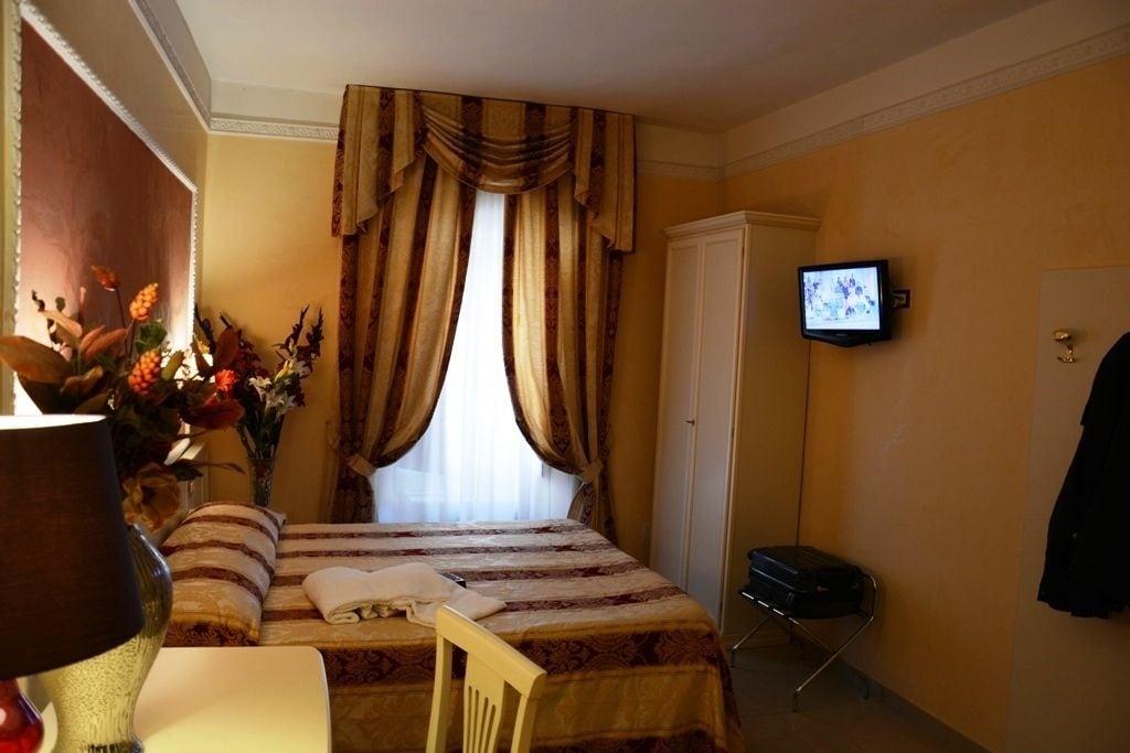 Hotel Erdarelli โรม ภายนอก รูปภาพ