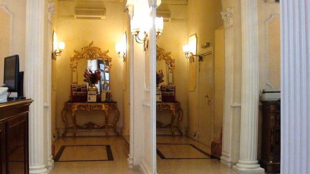 Hotel Erdarelli โรม ภายนอก รูปภาพ