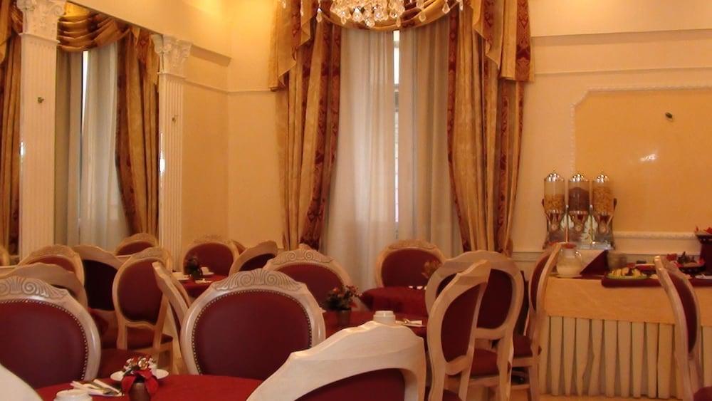 Hotel Erdarelli โรม ภายนอก รูปภาพ