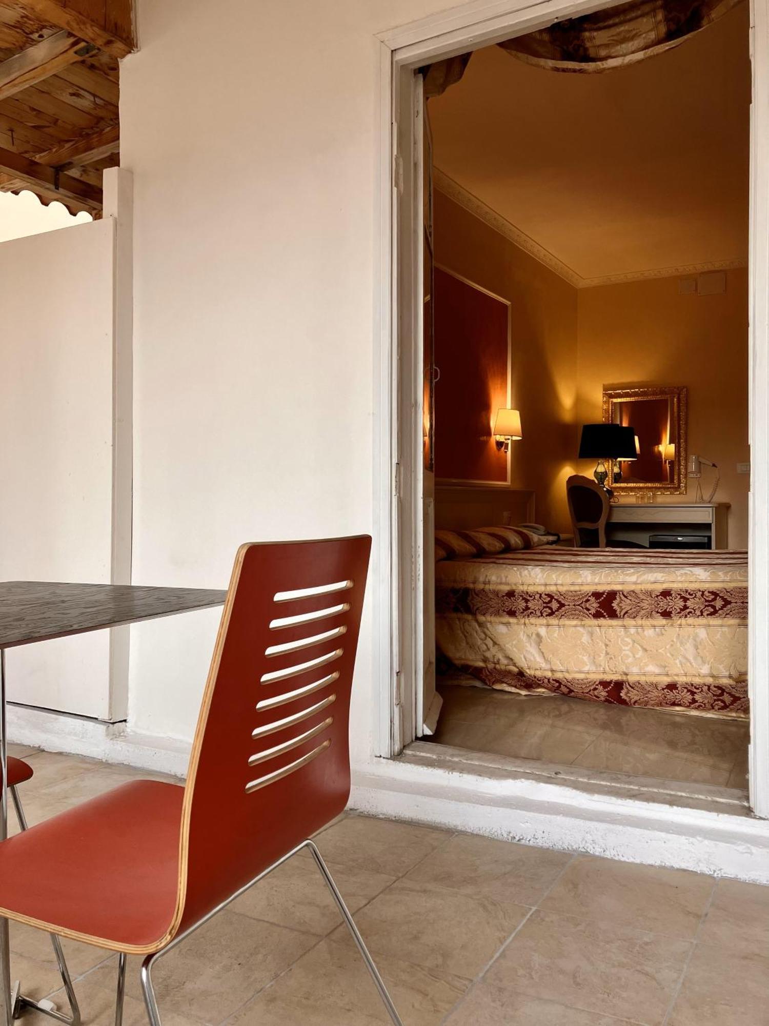 Hotel Erdarelli โรม ภายนอก รูปภาพ