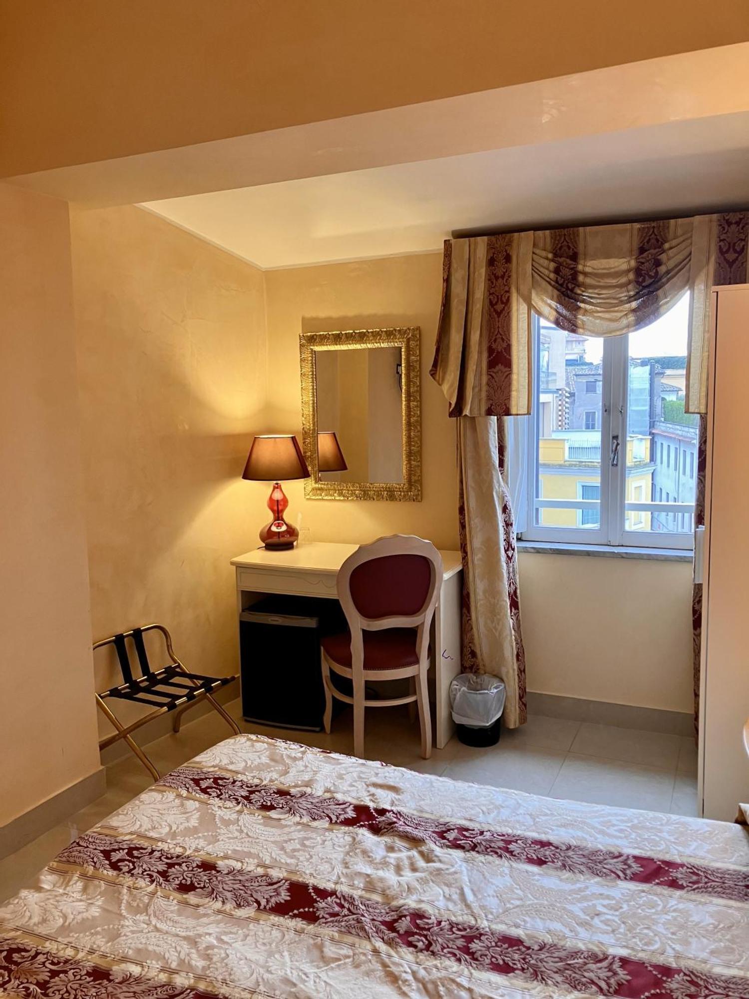 Hotel Erdarelli โรม ภายนอก รูปภาพ