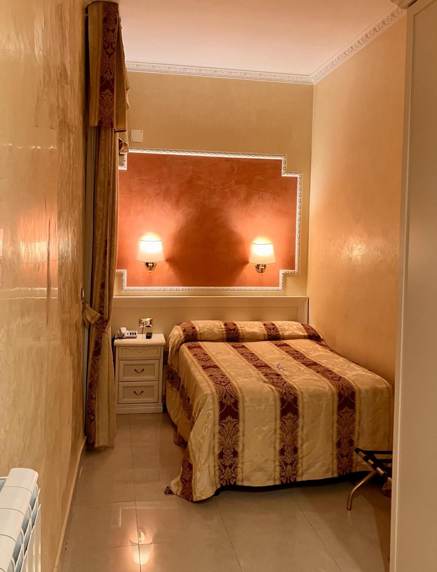 Hotel Erdarelli โรม ภายนอก รูปภาพ