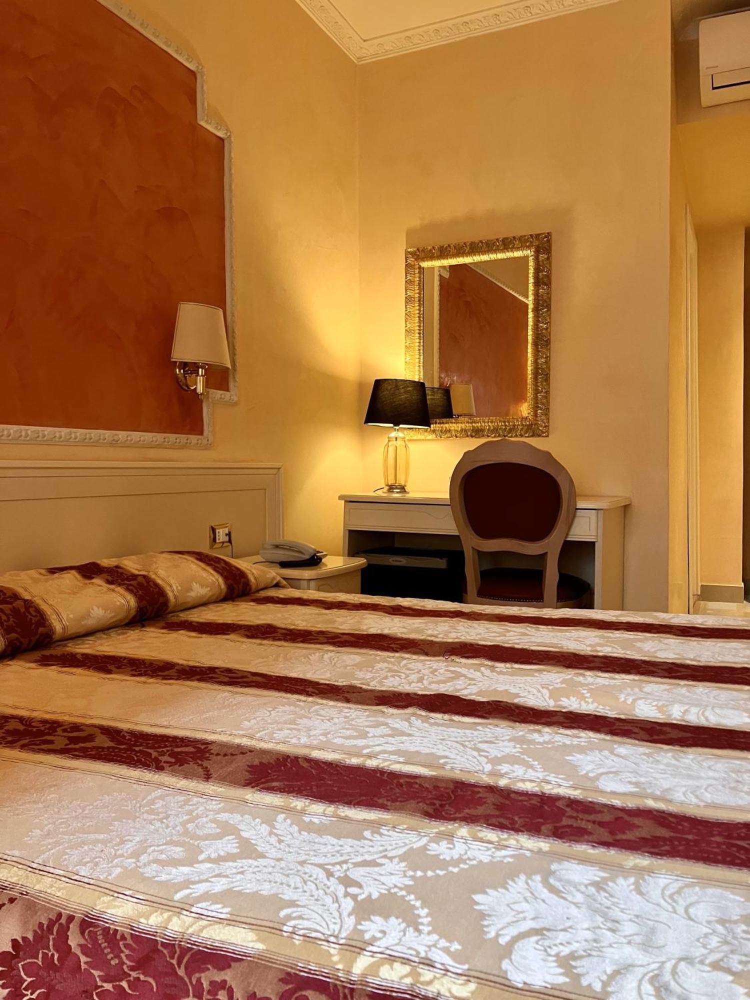 Hotel Erdarelli โรม ภายนอก รูปภาพ